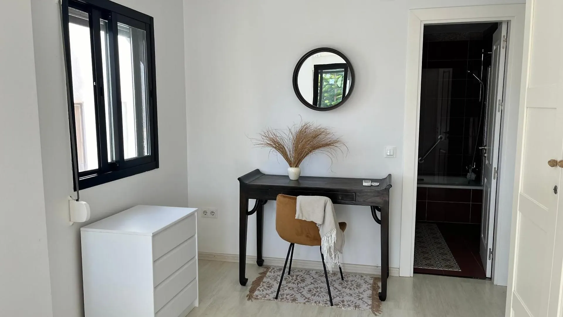 Superb Townhouse In Golden Mile Apartment Marbella