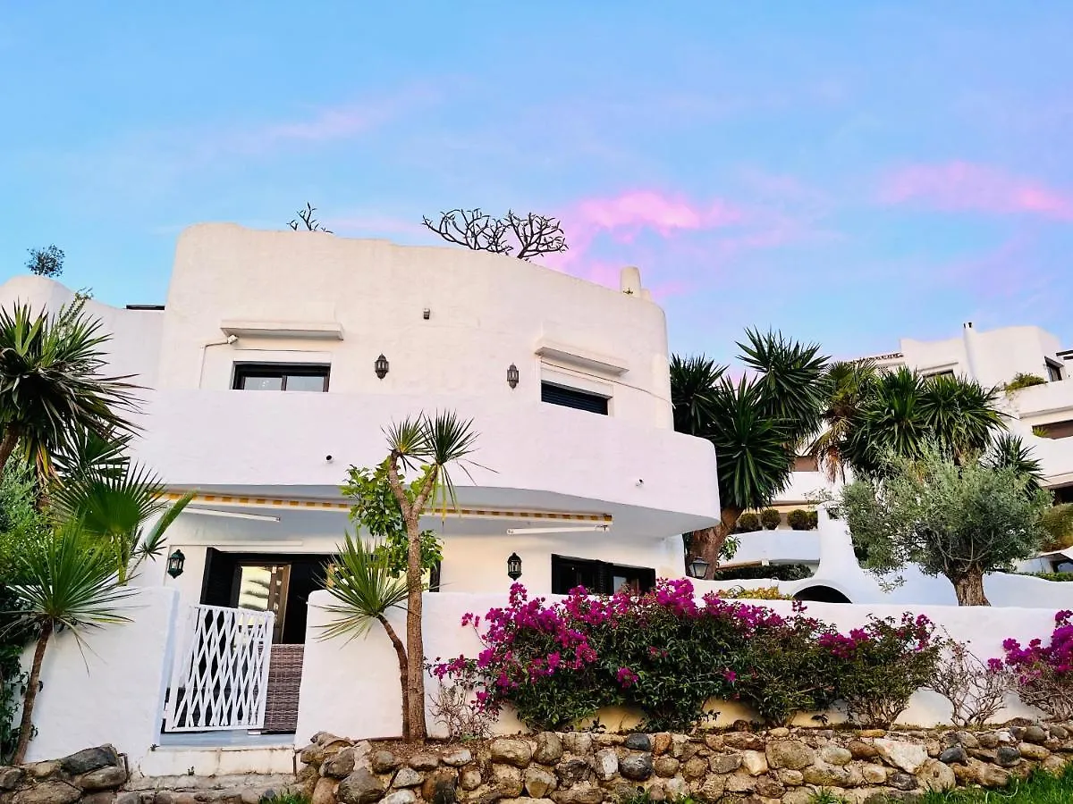 Superb Townhouse In Golden Mile Apartment Marbella