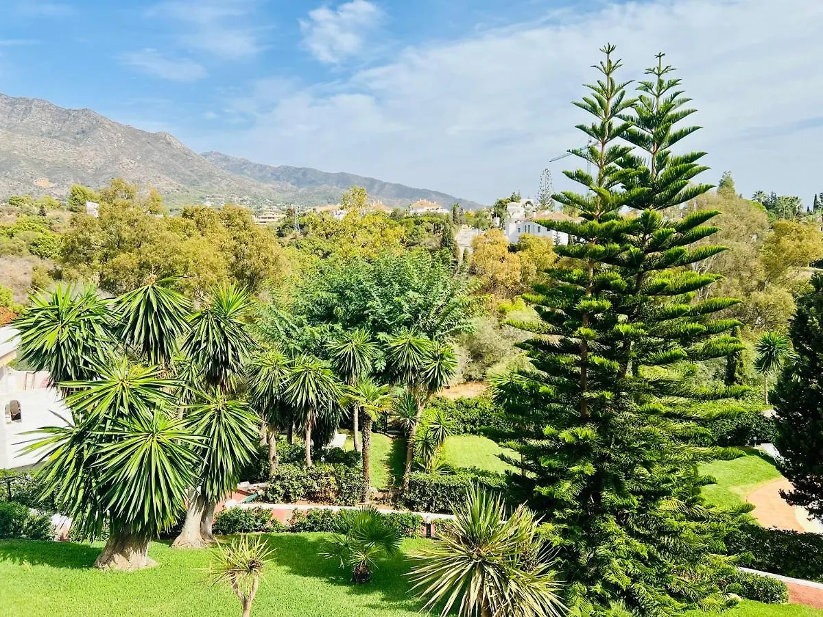 Superb Townhouse In Golden Mile Apartment Marbella